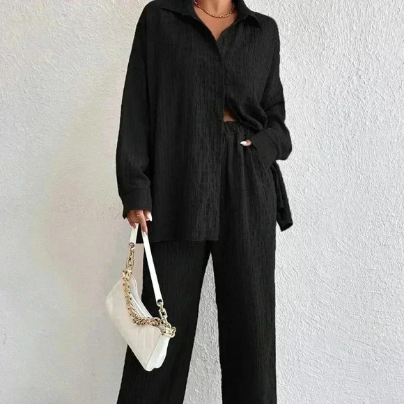 Black Casual Women's Solid Drop Shoulder Shirt & Wide Leg Pants - Picture 6 of 6